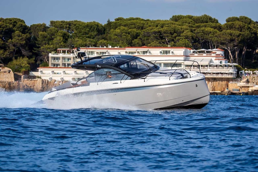 BENETEAU GRAN TURISMO 40 COUPE