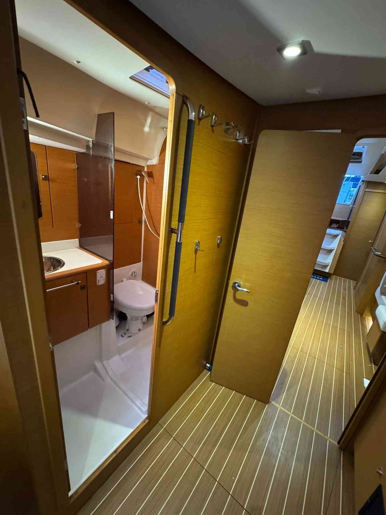 JEANNEAU ODYSSEY 439