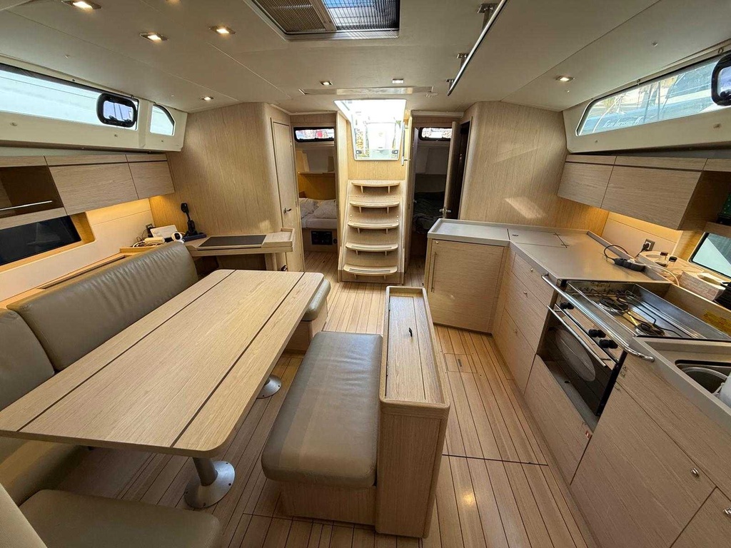 BENETEAU OCEANIS 46.1