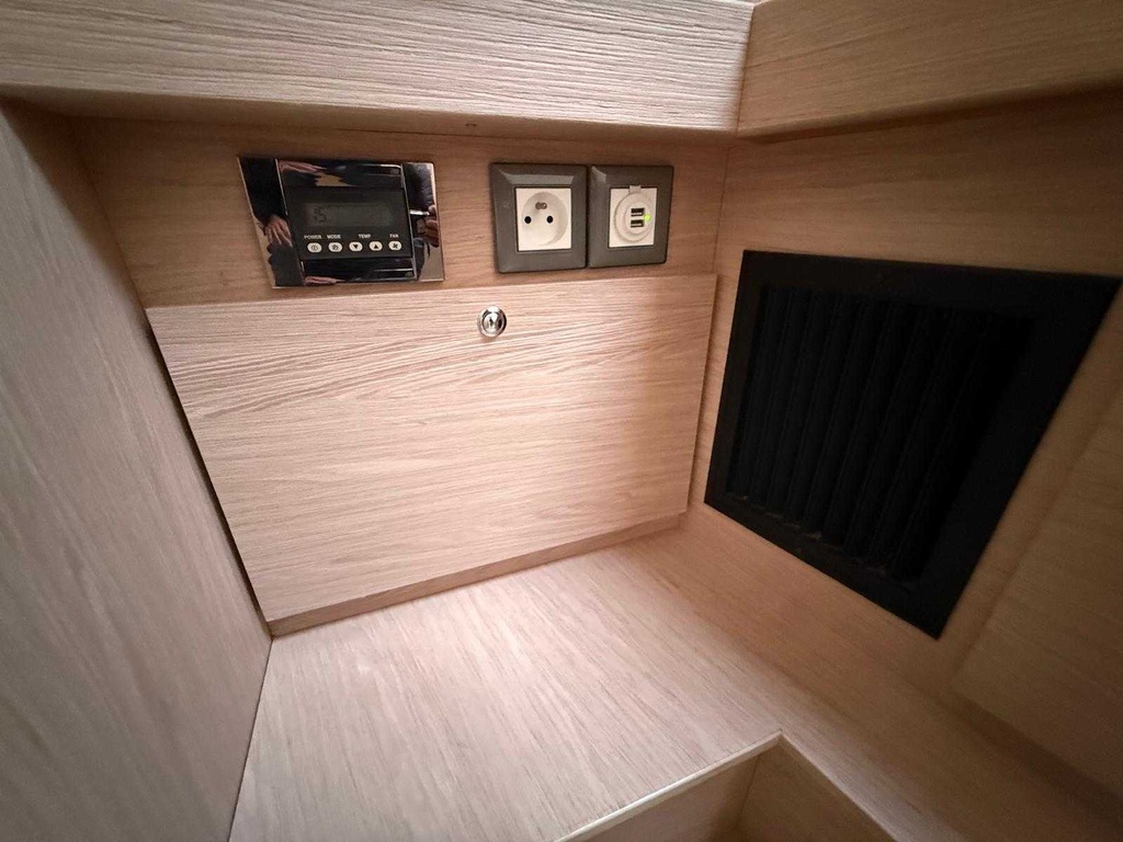 BENETEAU OCEANIS 51.1