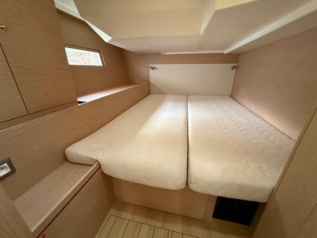 BENETEAU OCEANIS 51.1