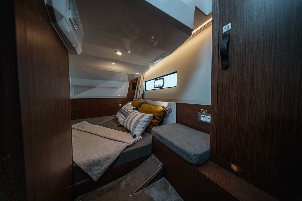 BENETEAU ANTARES 9 V2