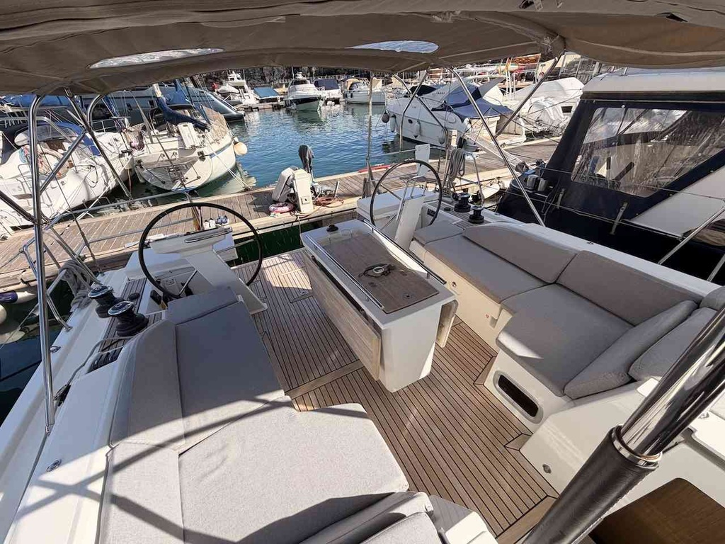 BENETEAU OCEANIS 46.1 