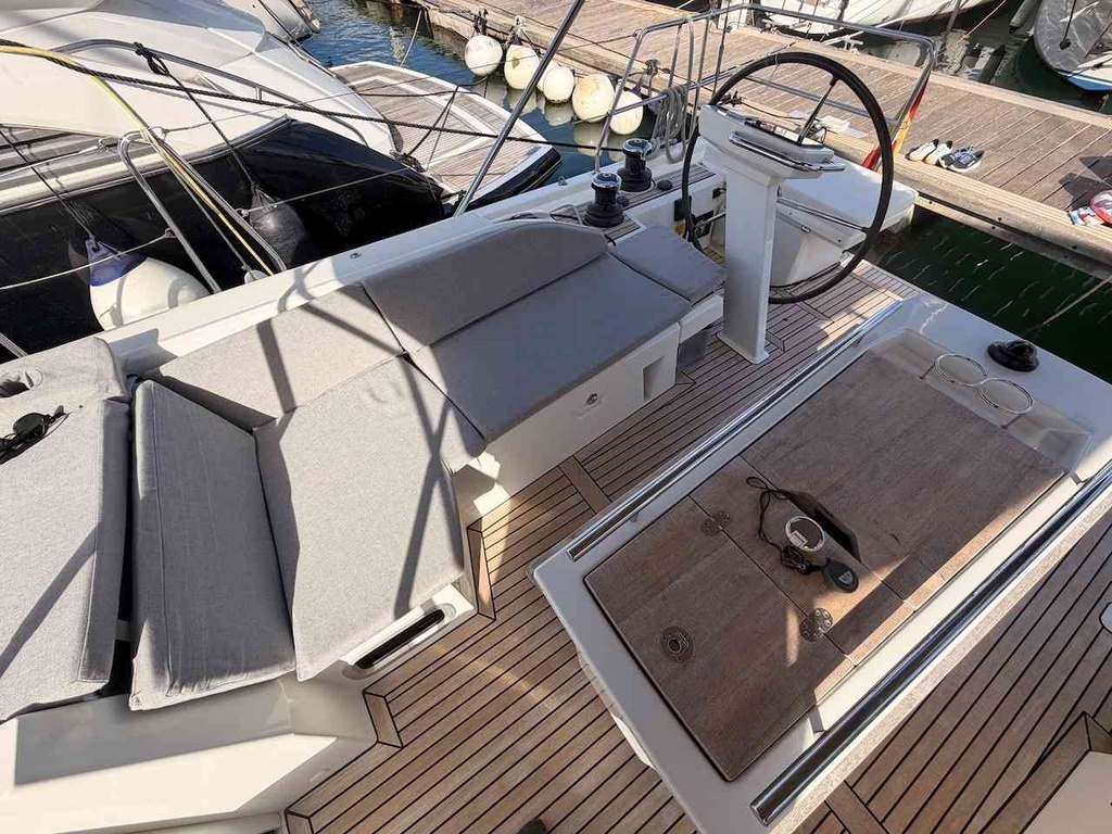 BENETEAU OCEANIS 46.1