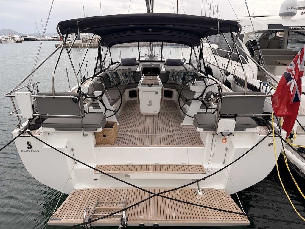 BENETEAU OCEANIS 51.1