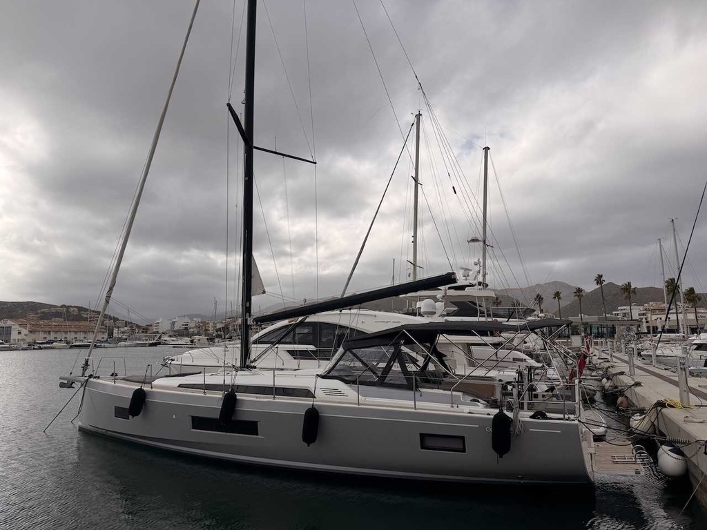 BENETEAU OCEANIS 51.1