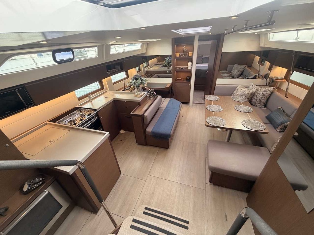 BENETEAU OCEANIS 51.1