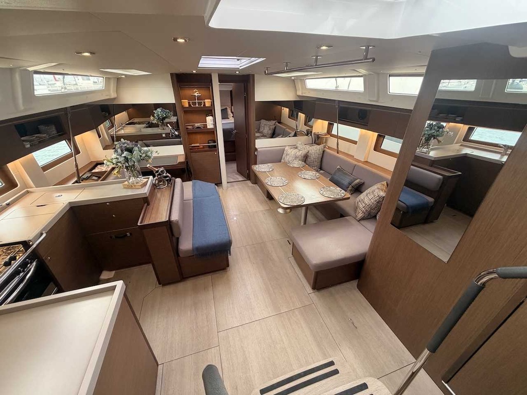 BENETEAU OCEANIS 51.1