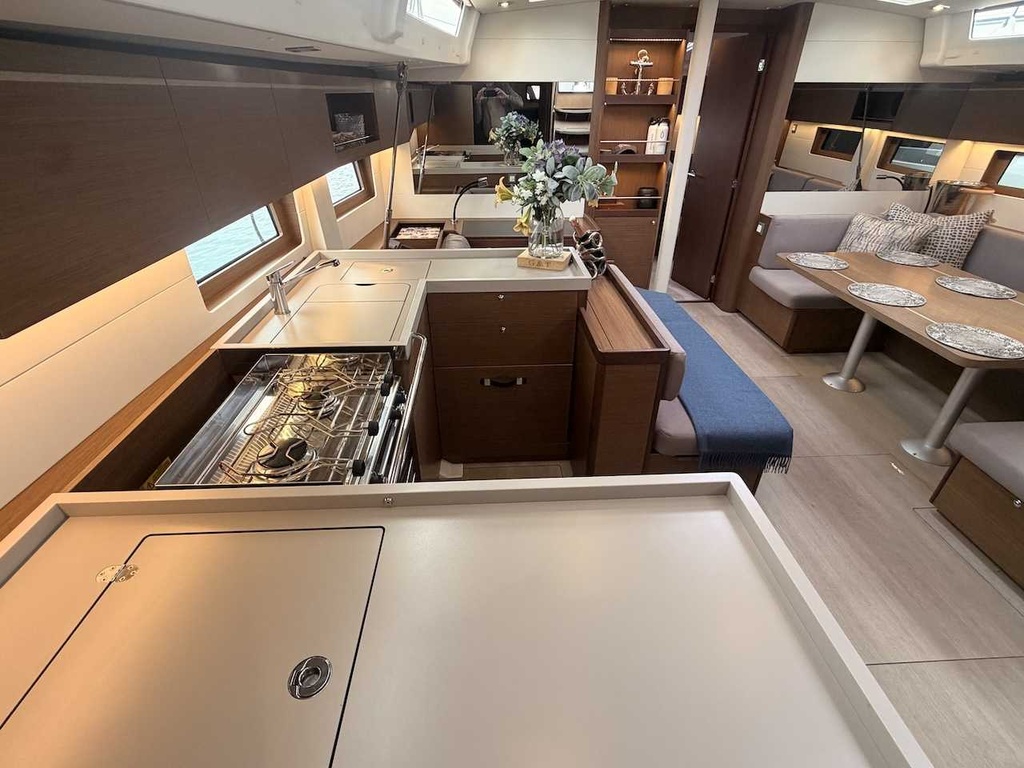 BENETEAU OCEANIS 51.1