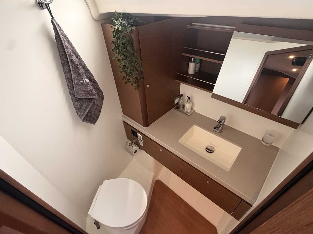 BENETEAU OCEANIS 51.1