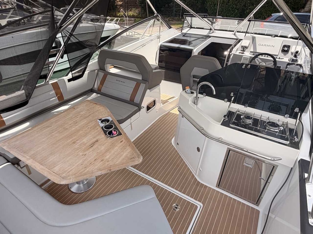BENETEAU FLYER 10