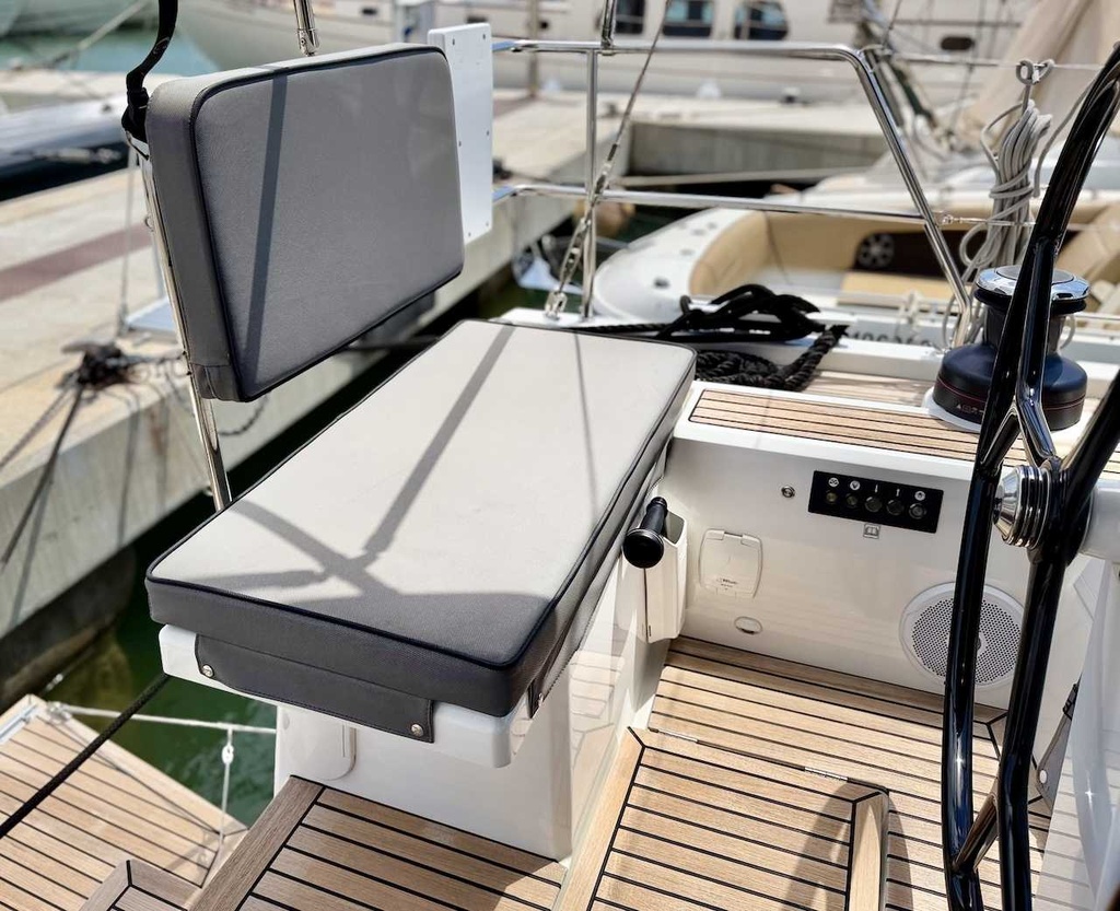BENETEAU OCEANIS 51.1