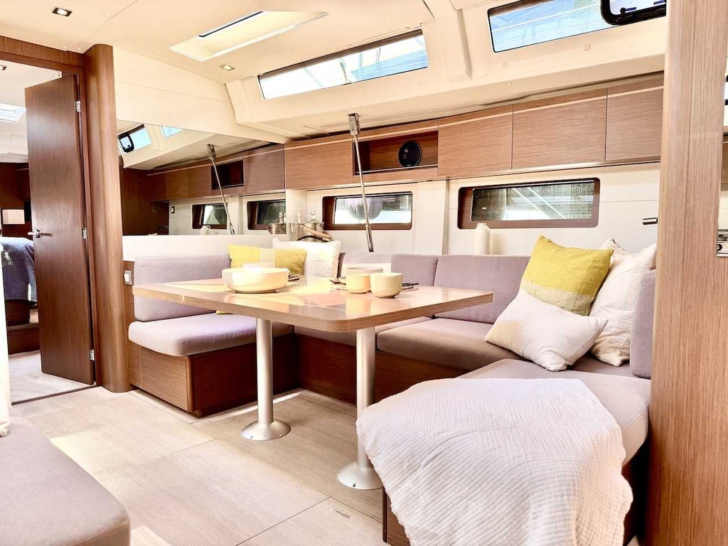 BENETEAU OCEANIS 51.1