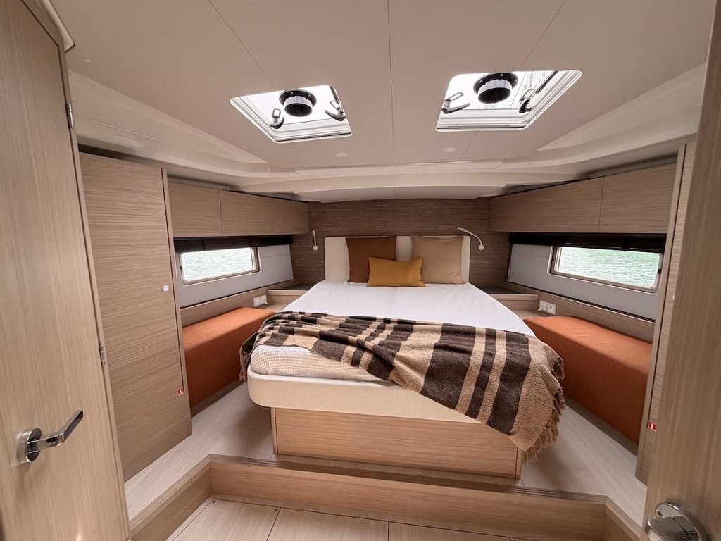 BENETEAU OCEANIS 52