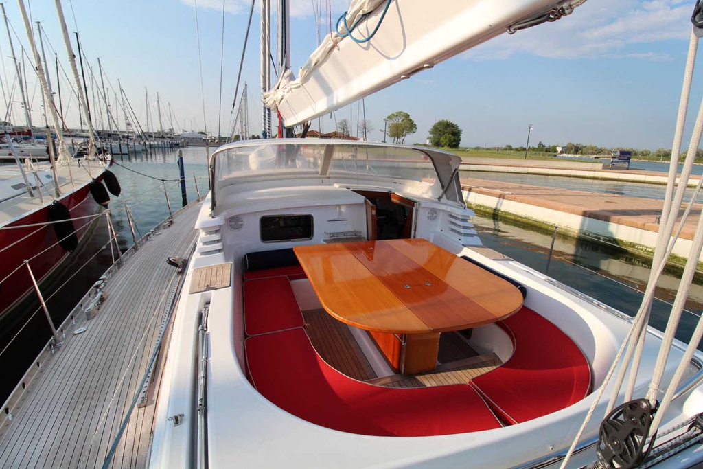 azulyachts-00440-solaris-72-199