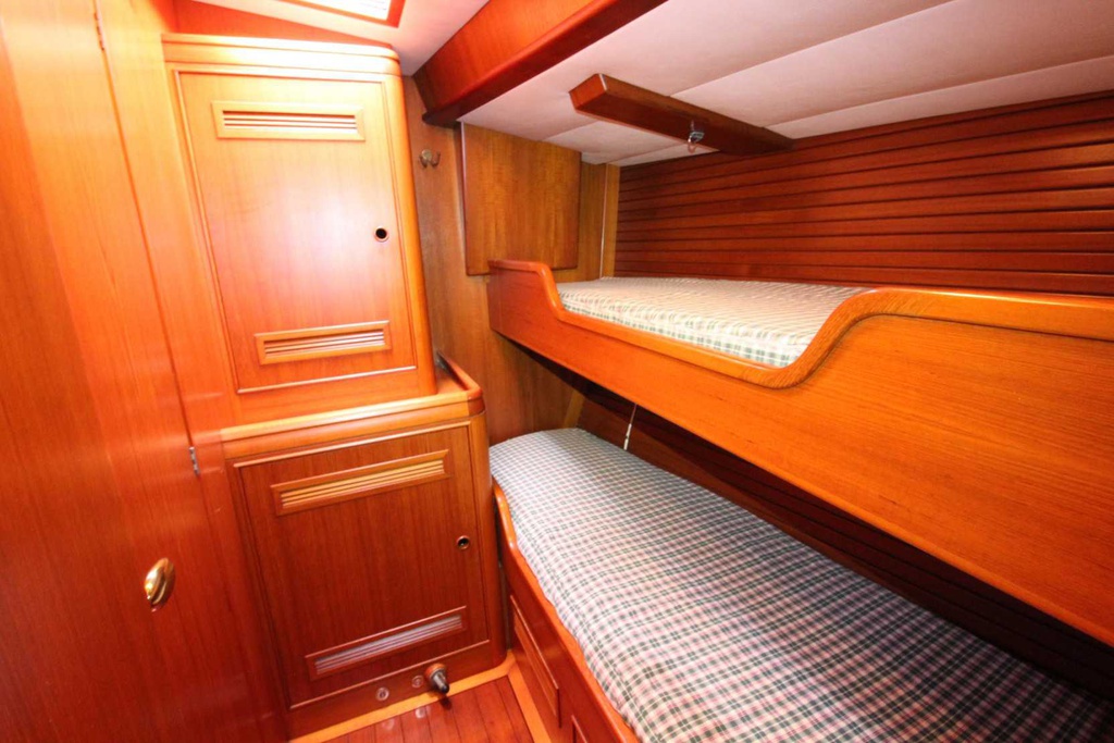 azulyachts-00440-solaris-72-2c5