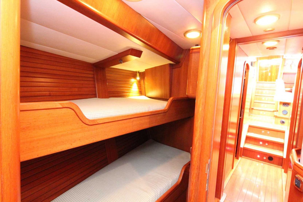 azulyachts-00440-solaris-72-3bc
