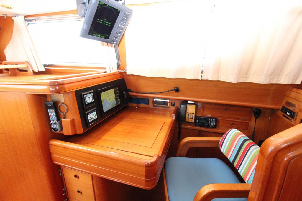 azulyachts-00440-solaris-72-4db