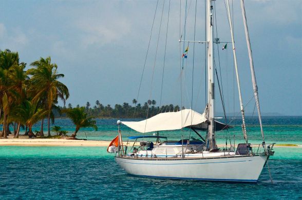 azulyachts-00440-solaris-72-f07
