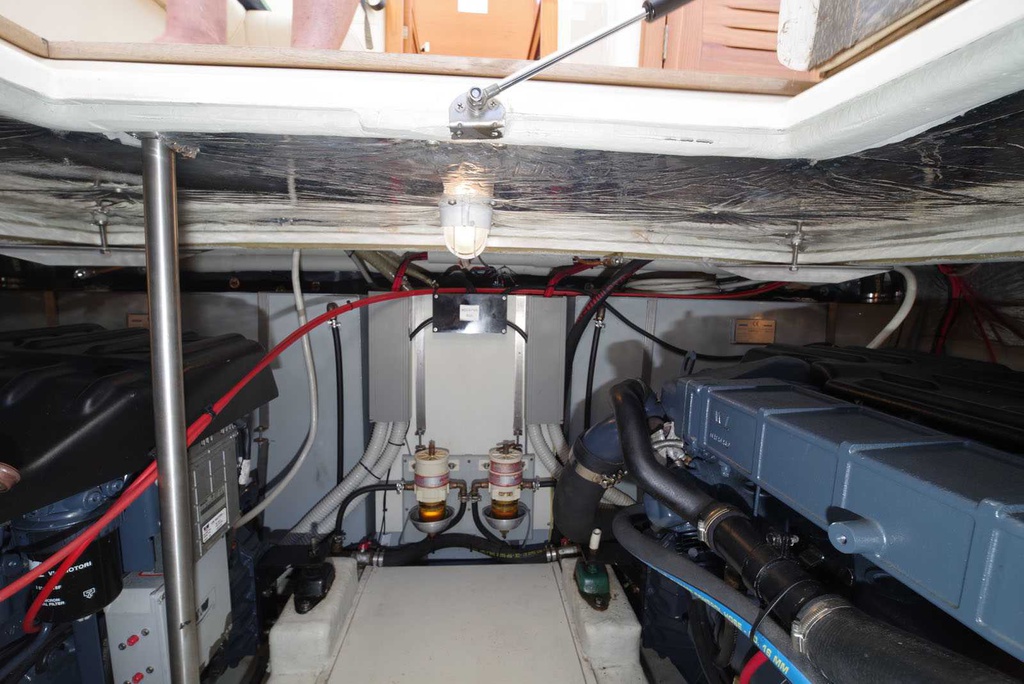 azulyachts-00547-apreamare-38-comfort-550