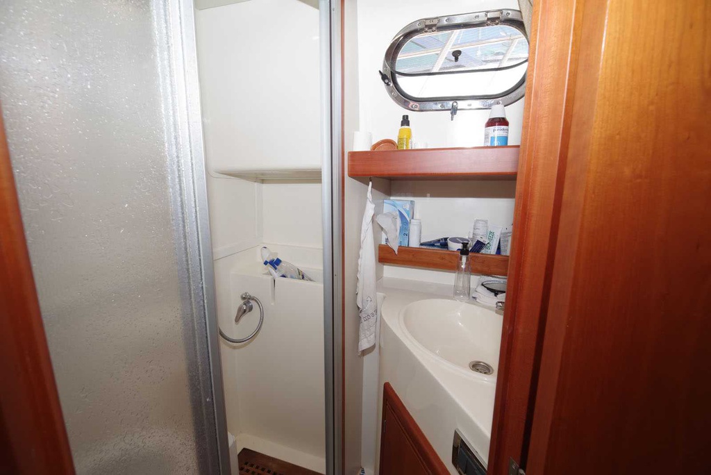 azulyachts-00547-apreamare-38-comfort-c48