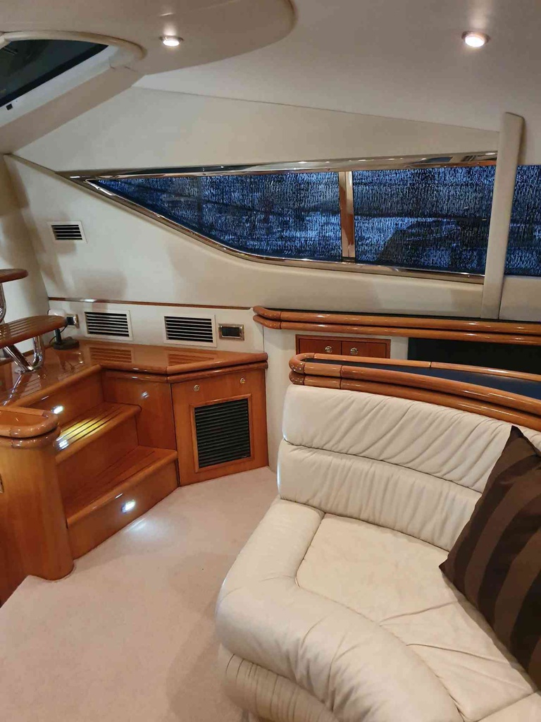 SUNSEEKER MANHATTAN 62
