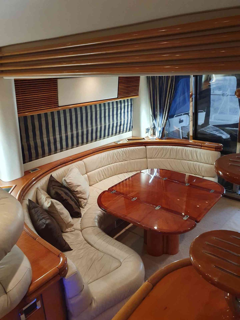 SUNSEEKER MANHATTAN 62
