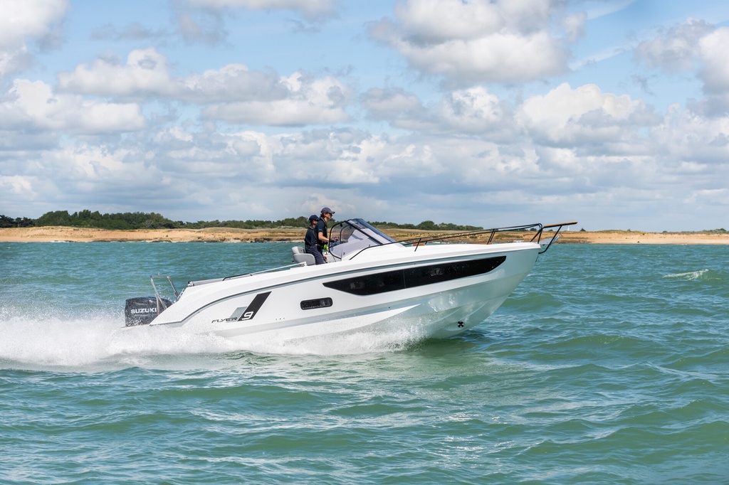 BENETEAU FLYER 9 SUNDECK