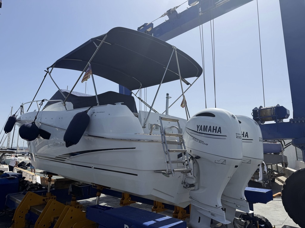 JEANNEAU CAP CAMARAT 8.5 WA