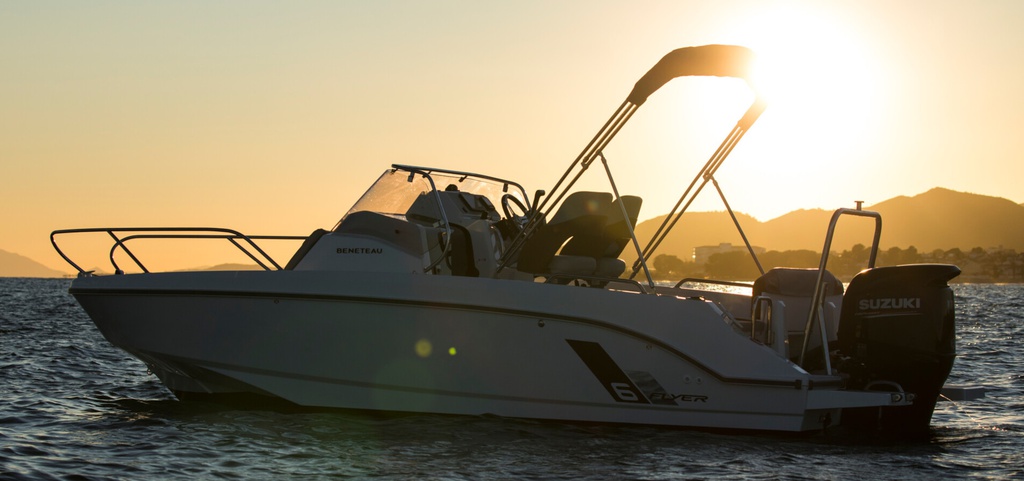 BENETEAU FLYER 6 SUNDECK