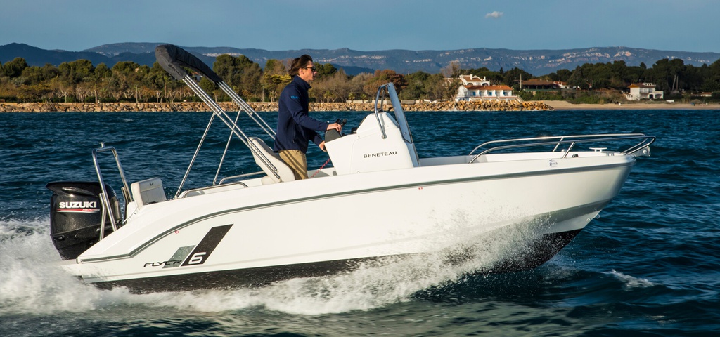 BENETEAU FLYER 6 SPACEdeck
