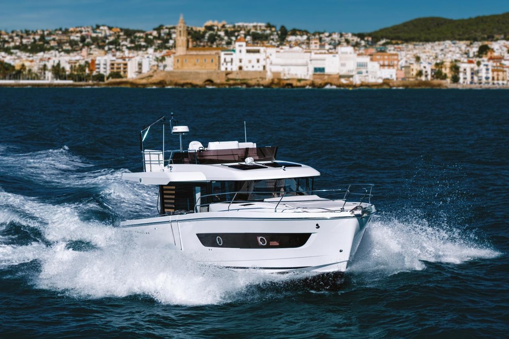 [swift-trawler-37-fly] BENETEAU SWIFT TRAWLER 37 FLY