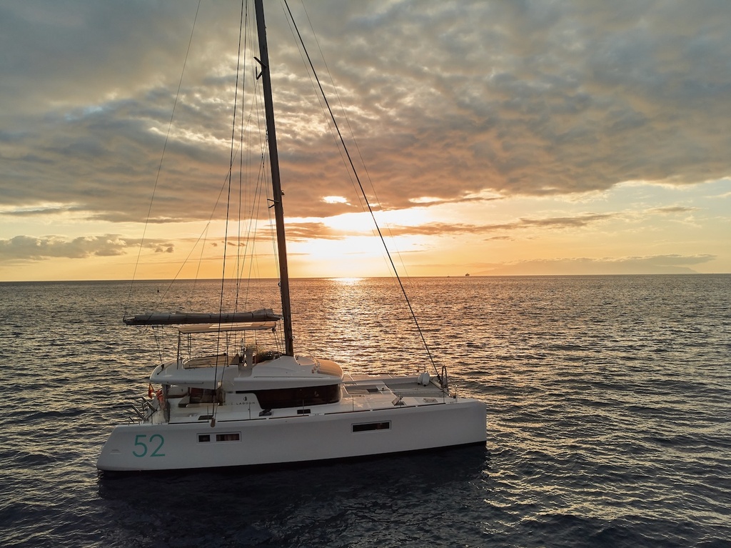 [ODOO ID -  2.108] LAGOON 52 F