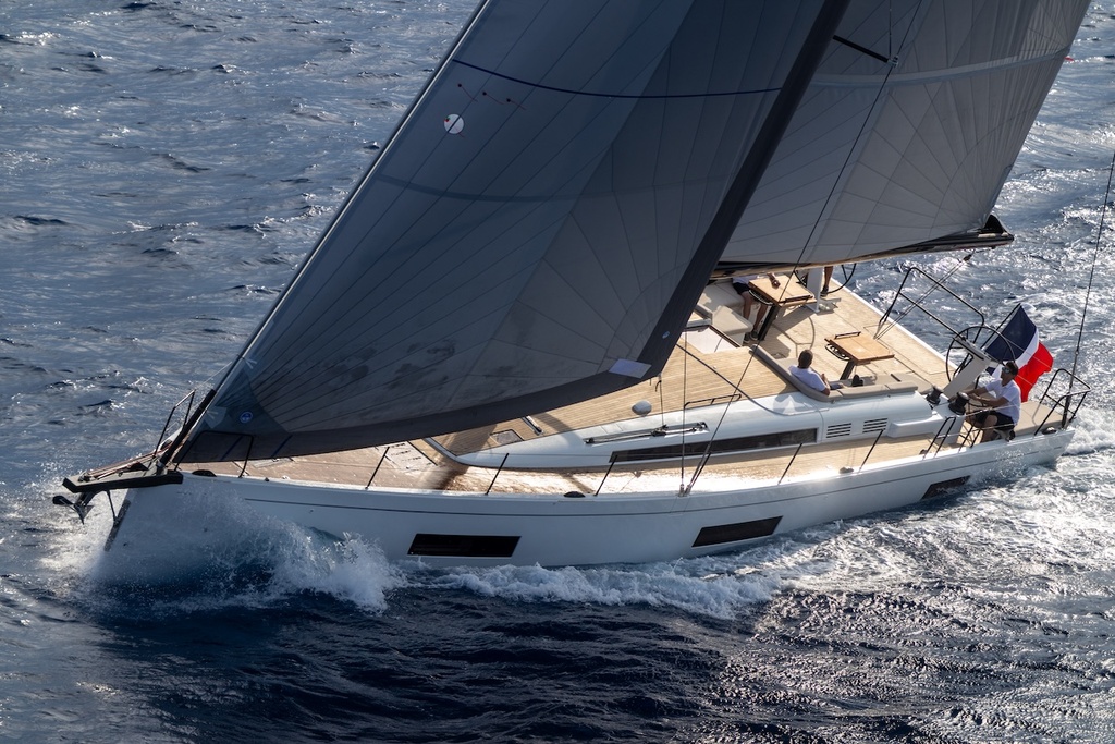 BENETEAU FIRST 60